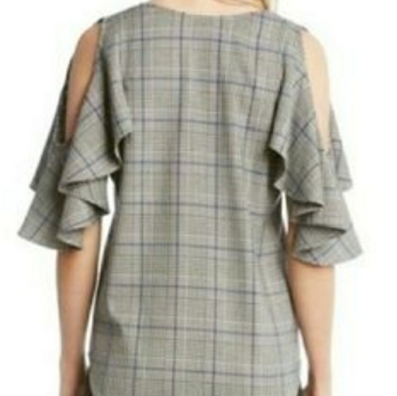 NWT Karen Kane Flutter Sleeve Top - Picture 2 of 4